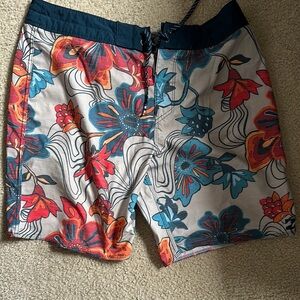 Floral Men's Swim Shorts - Multicolor